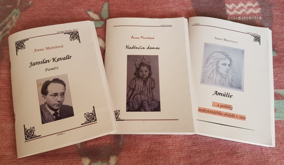 Titulní strany knih